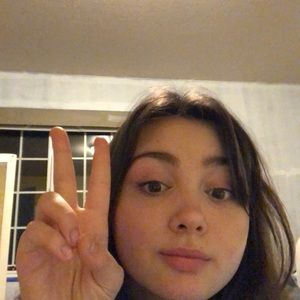 Meet your Posher, Talia